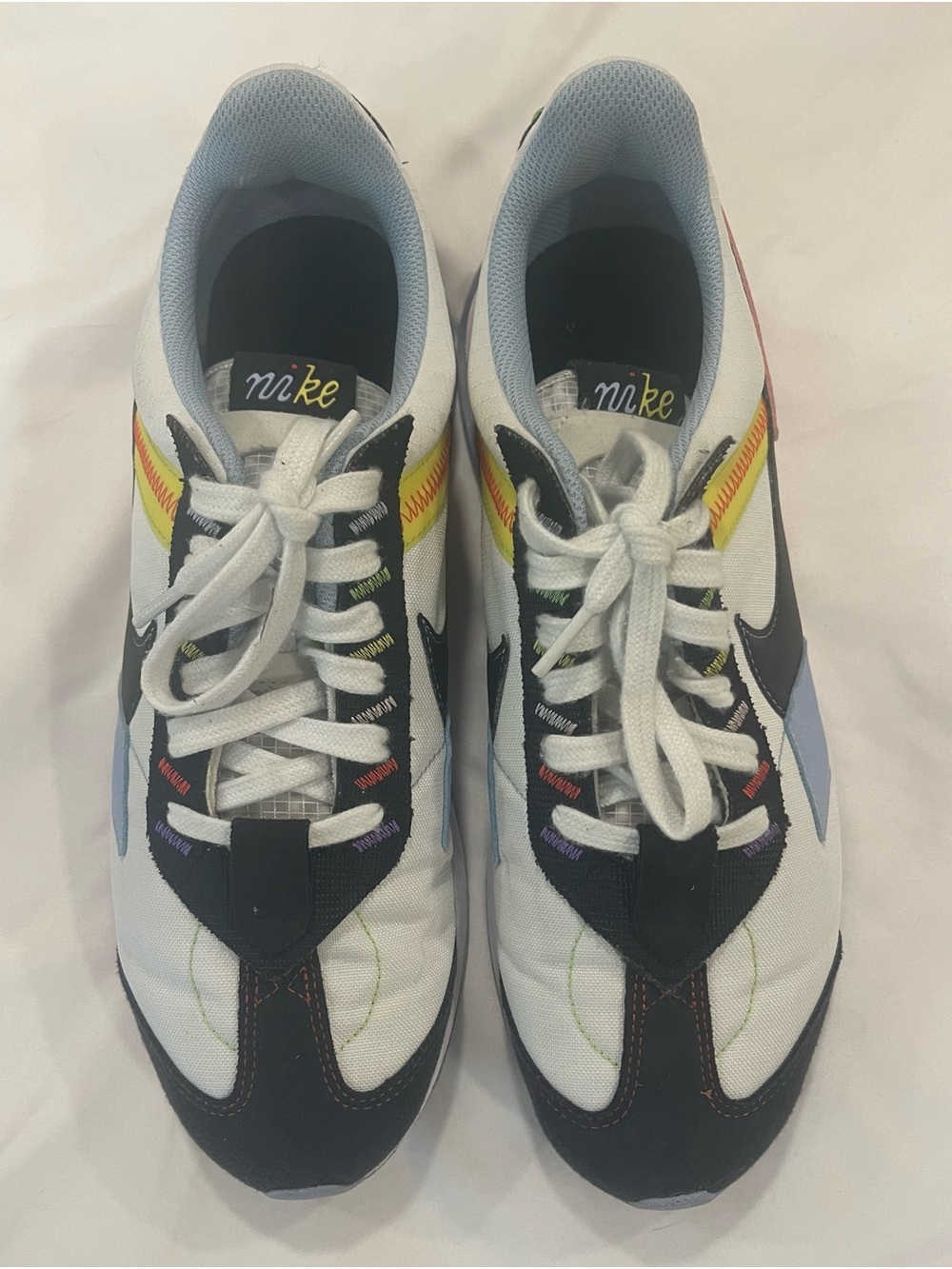 Nike White Black Multicolor Stitch Low-Top Sneakers